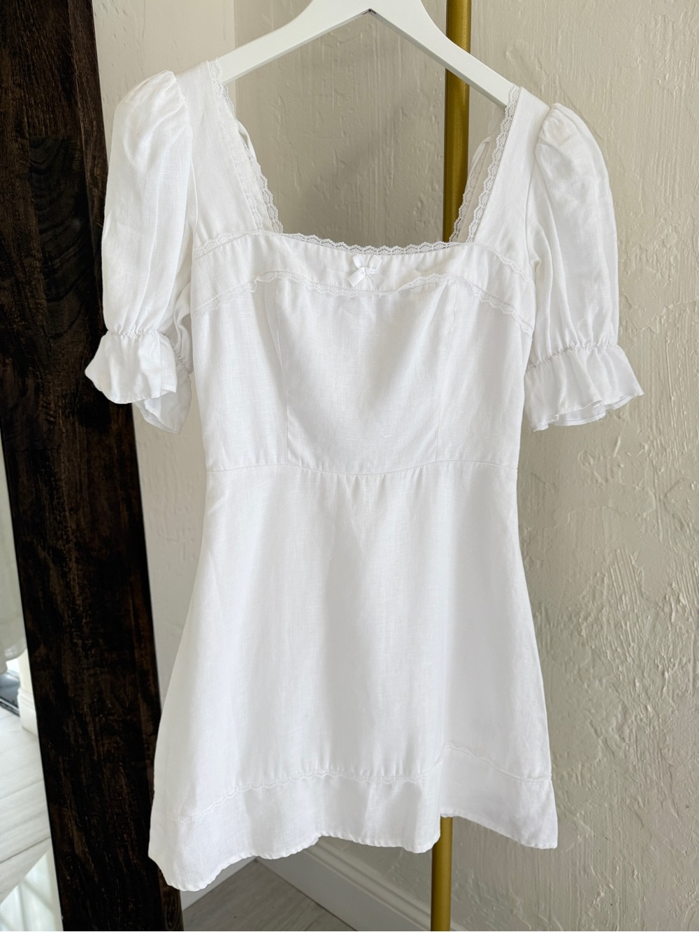 Reformation White Linen Mini Dress Size 4 Puff Sleeve Lace Like New - Picture 3 of 6